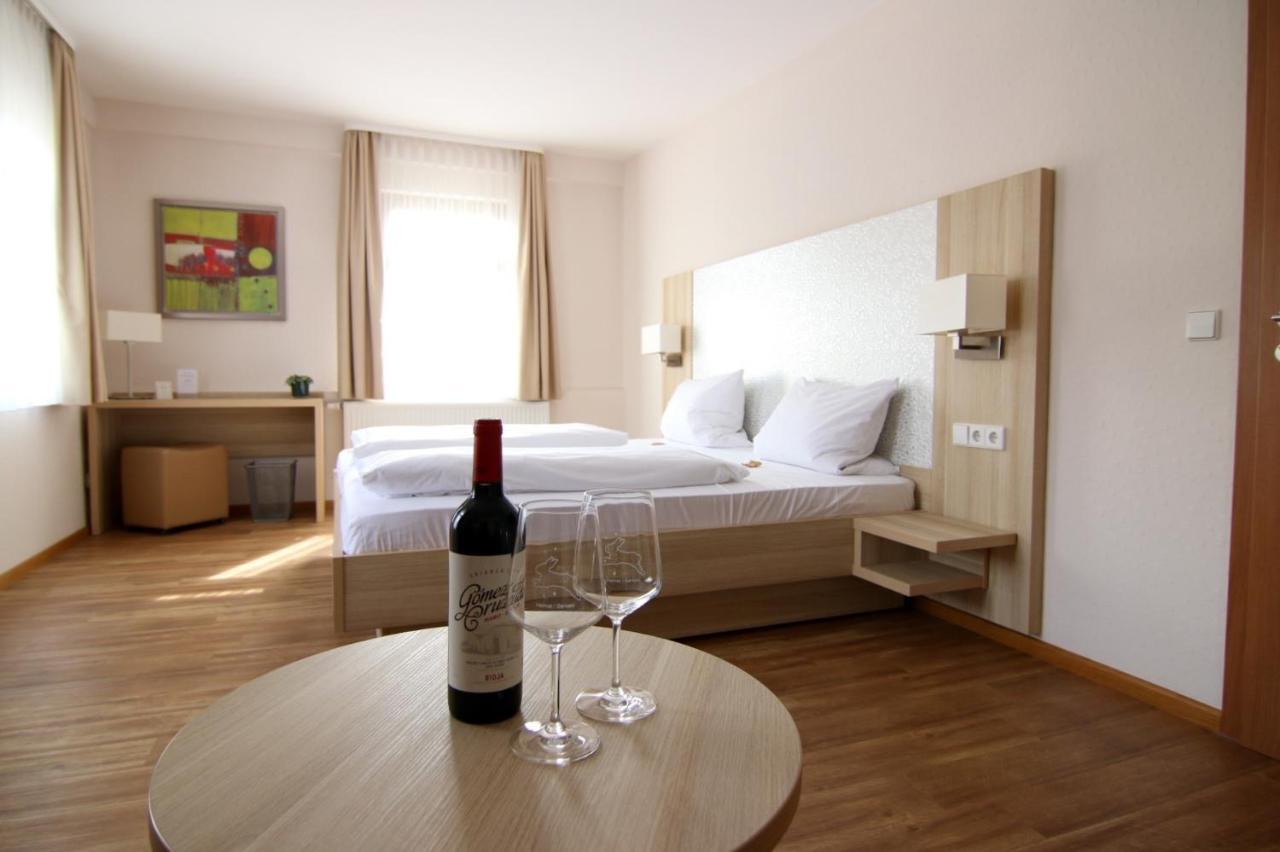 Ringhotel Gasthof Hasen Herrenberg Buitenkant foto