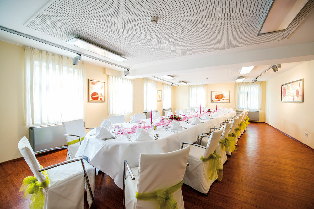 Ringhotel Gasthof Hasen Herrenberg Buitenkant foto